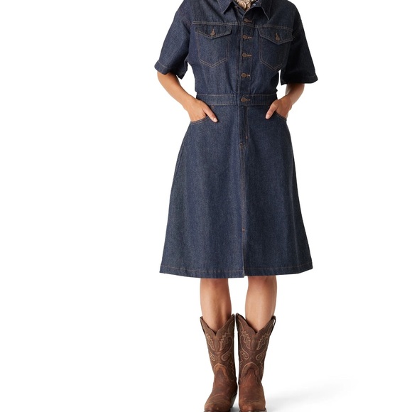 Levi's Signature Vintage Denim Dress - Picture 3 of 10